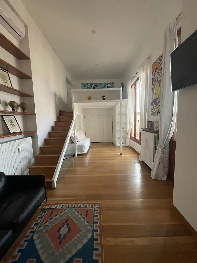 Casa Pagano Un Pezzo Di Cielo Su Milano联系方式