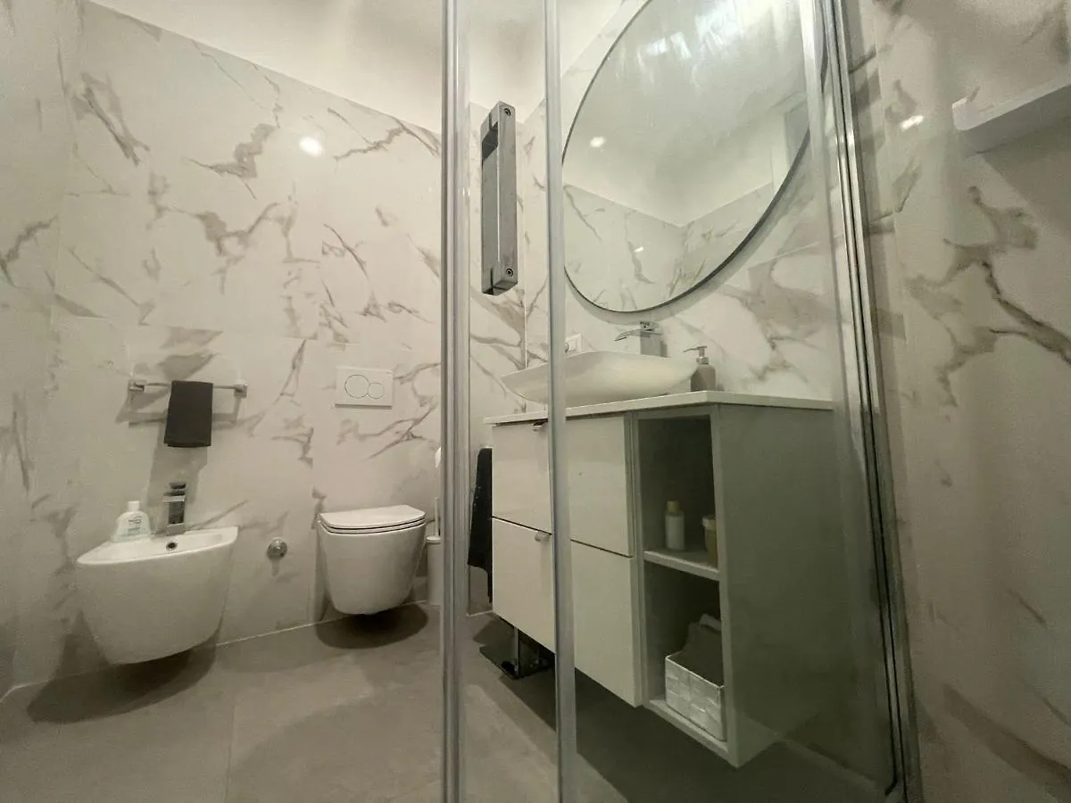 Apartment Ferienwohnung Casa Pagano Un Pezzo Di Cielo Su Milano