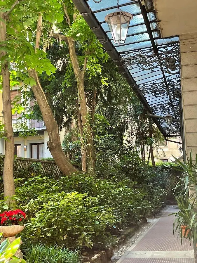 Ferienwohnung Casa Pagano Un Pezzo Di Cielo Su Milano